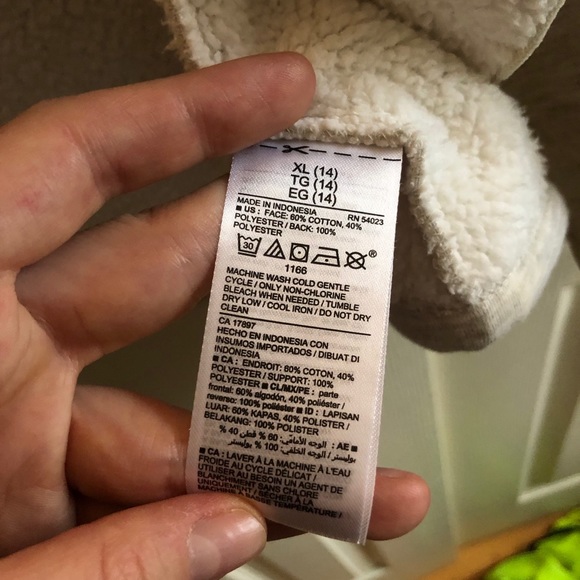 Old Navy Sherpa Lined Gray Cardigan - Picture 8 of 8